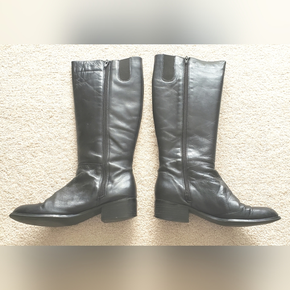 Glacee Women's Black Leather Zippered Boots